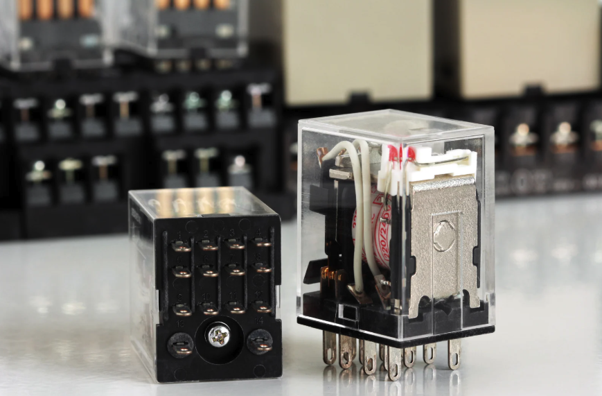 types_of_relays